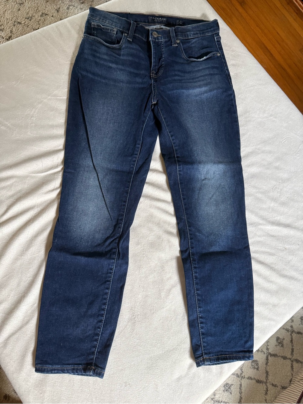 Lucky Brand Straight Leg Women's Ankle Ava Jeans in Dark Blue Wash